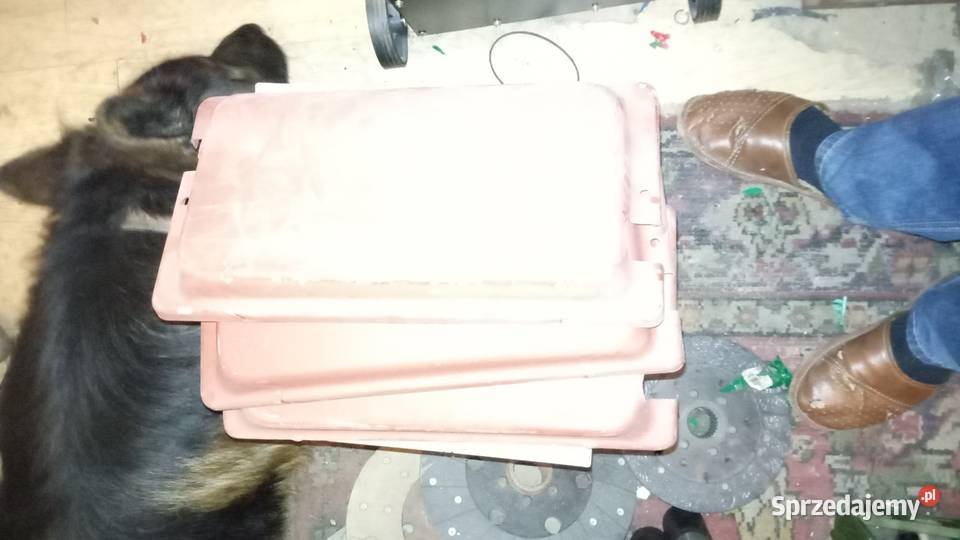 dekle akumulatorów ursus c330 nieuszkodzony sprzedam