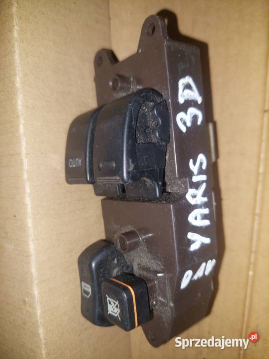 TOYOTA YARIS I 3D przełącznik szyb lewy osobowe Kielce