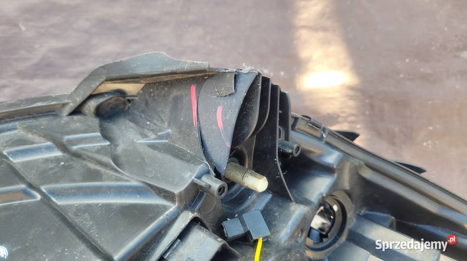 RENAULT CAPTUR I REFLEKTOR LEWY LAMPA LEWY PRZÓD osobowe Lampy przednie Ruda Śląska