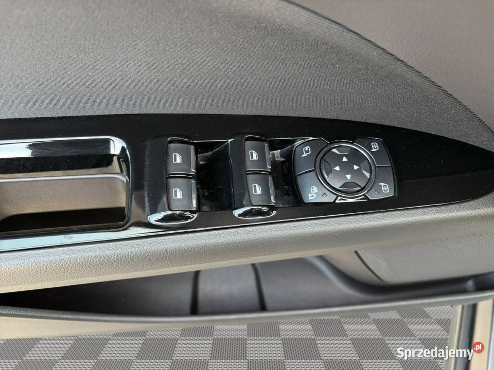 Ford Mondeo CT490AC20 Hybrid Titanium Podgrzf światła do jazdy dziennej Pępowo sprzedam