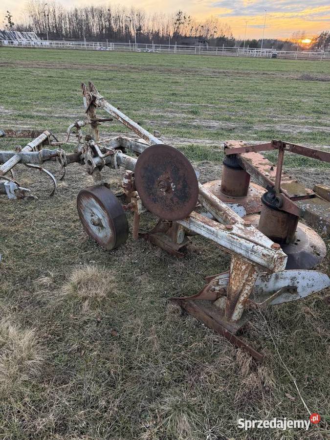 Pługi 3 skibowe mazowieckie Mąkosy Nowe