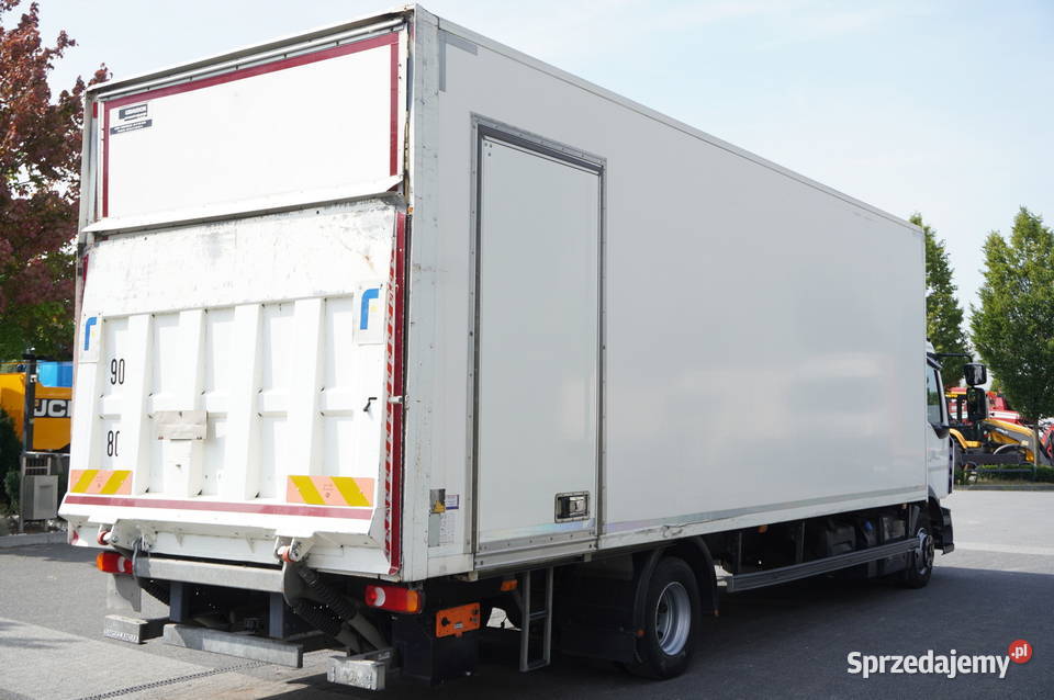 Renault D12 Euro 6 18 palet Winda r2017178704 bezwypadkowy Kraków