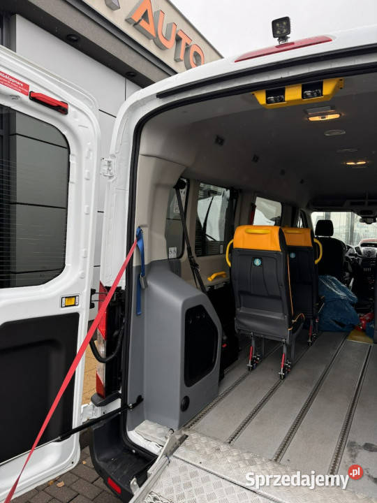 Ford Transit 350 Kombi 20TDCI 130 platforma na gniazdo SD Radom