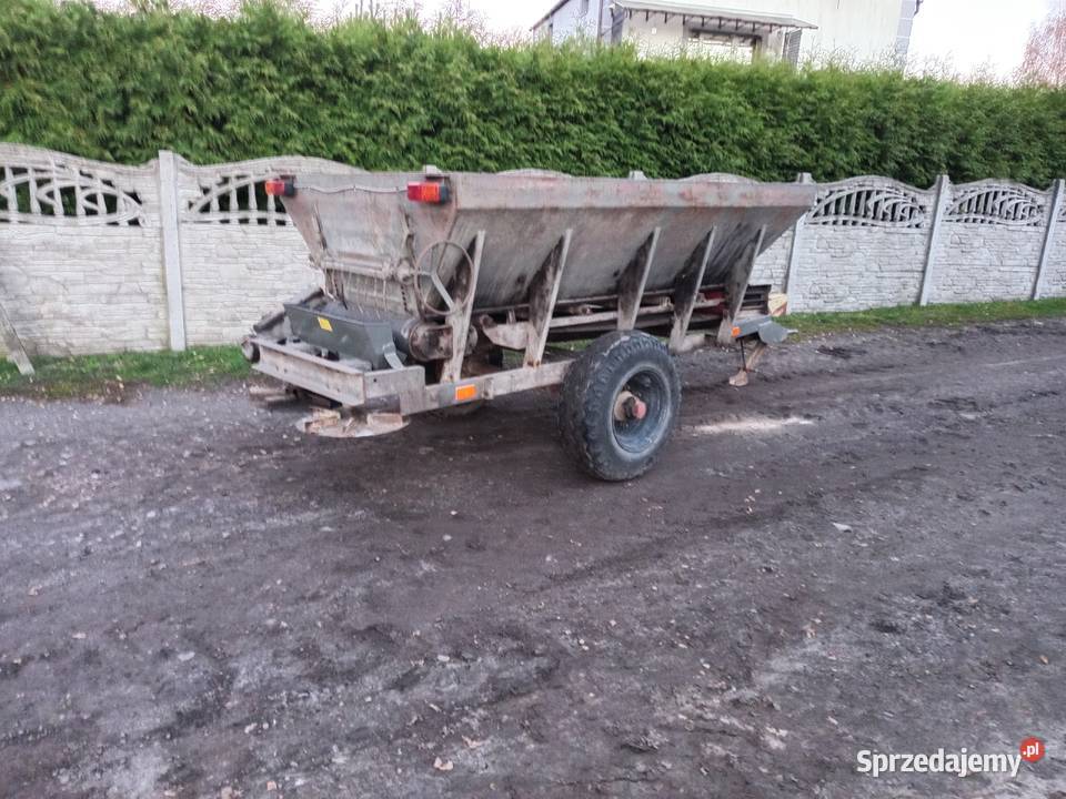 Rozsiewacz wapna RCW3 posypywarka Tychy