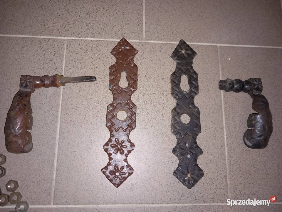 Zawiasy kute szyldy klamka zamek Ptaszkowa sprzedam