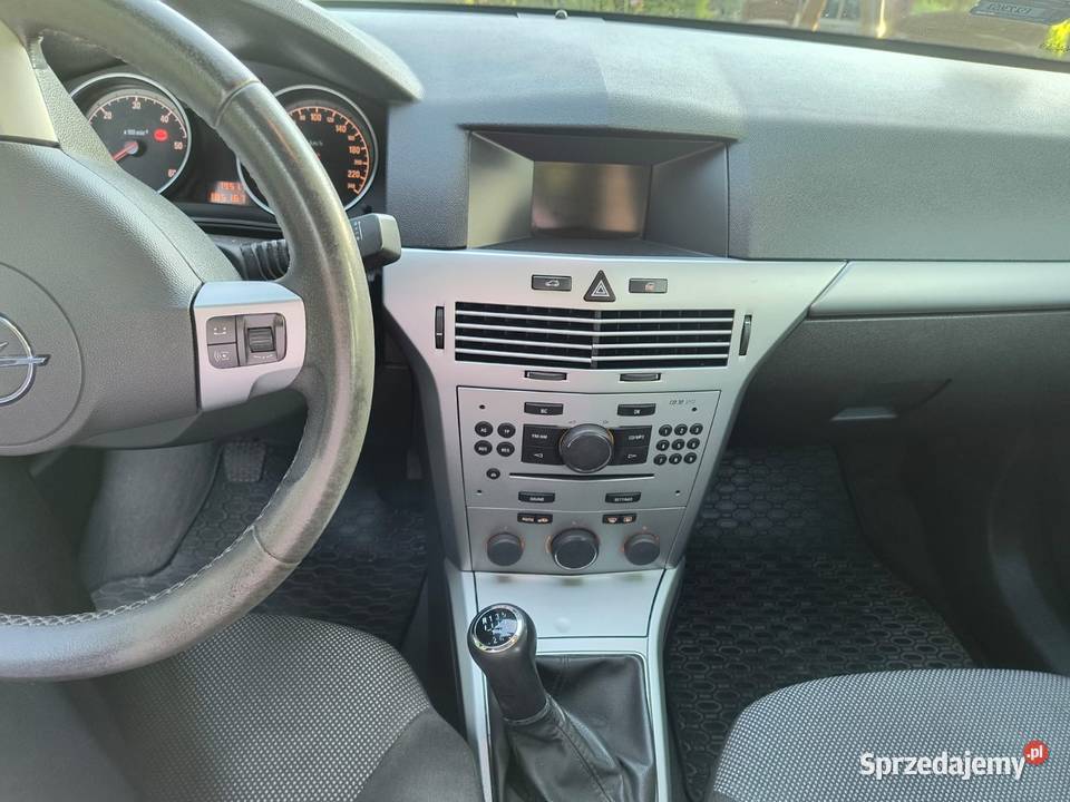 Opel Astra H Sedan 13 Diesel