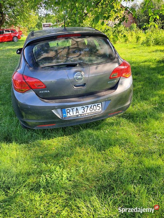 Sprzedam Opel Astra 2010 14 benzyna gaz BRC Gorzyce