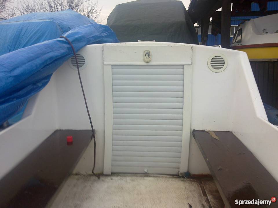 Łódka kabinowa Koszalin sprzedam