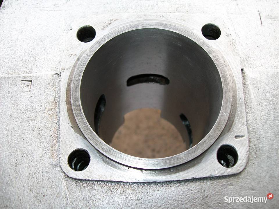 SHL M11W M21W2 WIATR CYLINDER 2 TŁOK ZMD BEZ Świerzawa