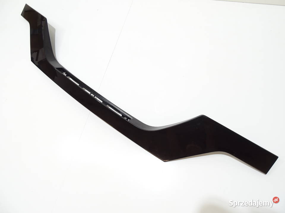 LISTWA KLAPY BAGAŻNIKA BMW X3 E83 7052452 osobowe Strzyżewice