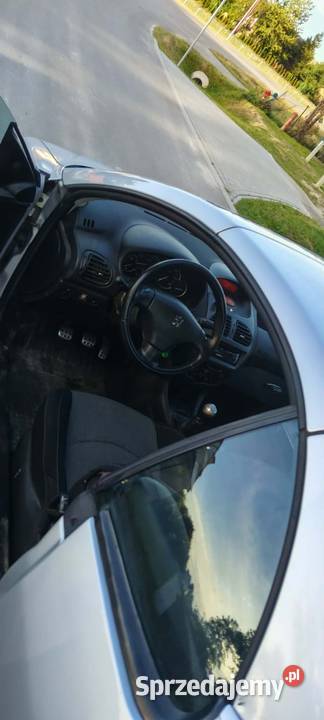 Peugeot 206 CC 16 Benzyna 109 2003 r