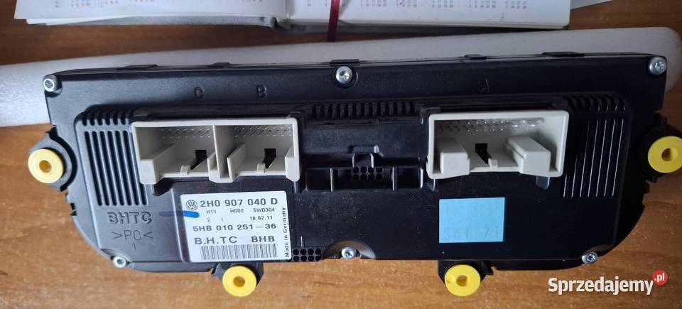 VW Amarok 2011r panel klimy 2H0907040D Czujniki i sterowniki klimatyzacji Zielona Góra