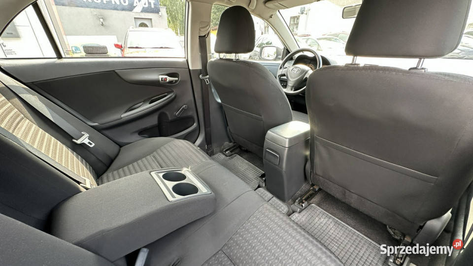 Toyota Corolla Benzyna Zarejestrowany nieuszkodzony Elbląg