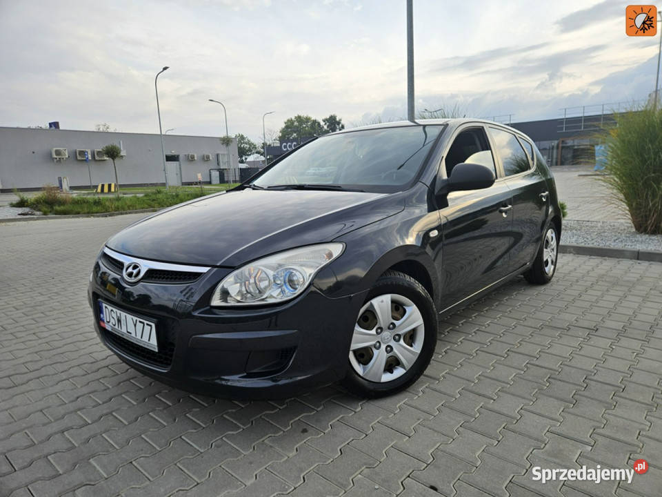 Hyundai i30 14 109 klima elektryka zadbany stan autoalarm Strzegom