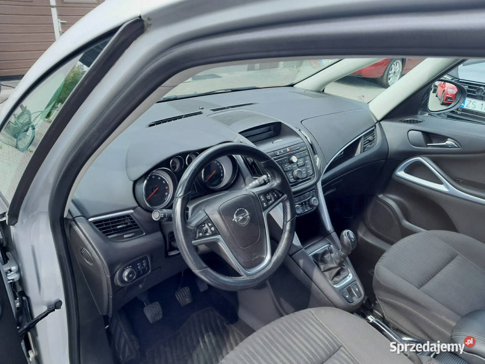 Opel Zafira 14i TURBO 7 osób stan C 2011 183260km Gryfino