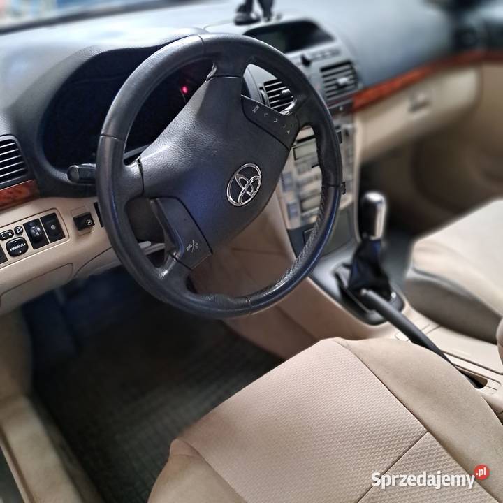 Toyota Avensis 18 VVTi Sol Avensis Poznań
