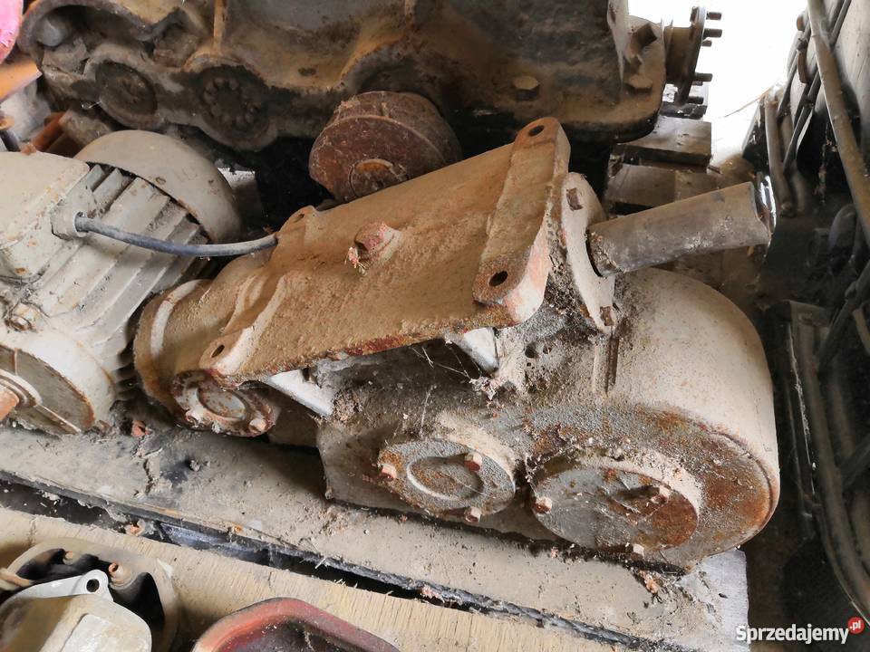 Przekładnia do rozsiewacza wapna RCW3 NOWA nieuszkodzony Żmigród