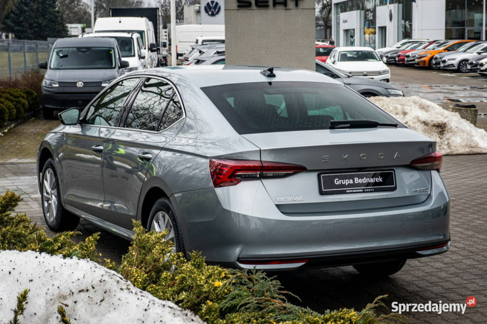 koda Octavia Drive Selection 15 TSI mHEV 150 DSG czujnik zmierzchu sprzedam