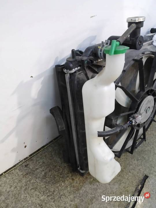 CHŁODNICA WODY KLIMATYZACJI WENTYLATOR 12 B KPL