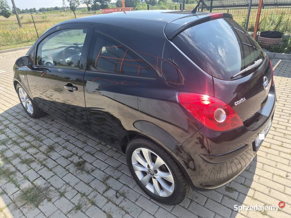 Opel Corsa D 201314 Benzyna 100123Bogata Legnica