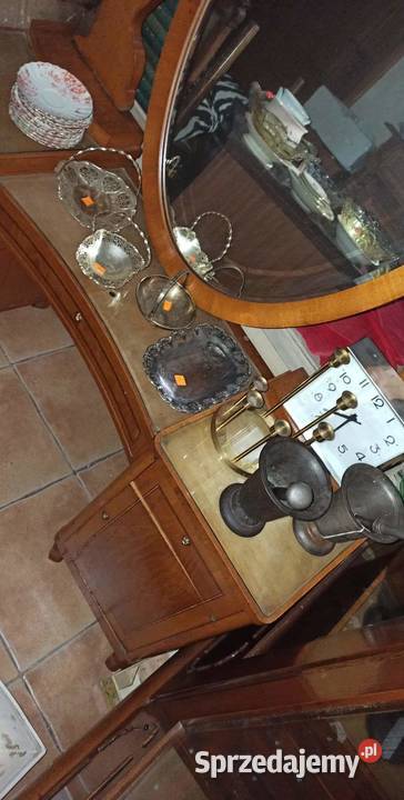 toaletka orzech 160cm Szafy, regały, półki pomorskie Gdańsk