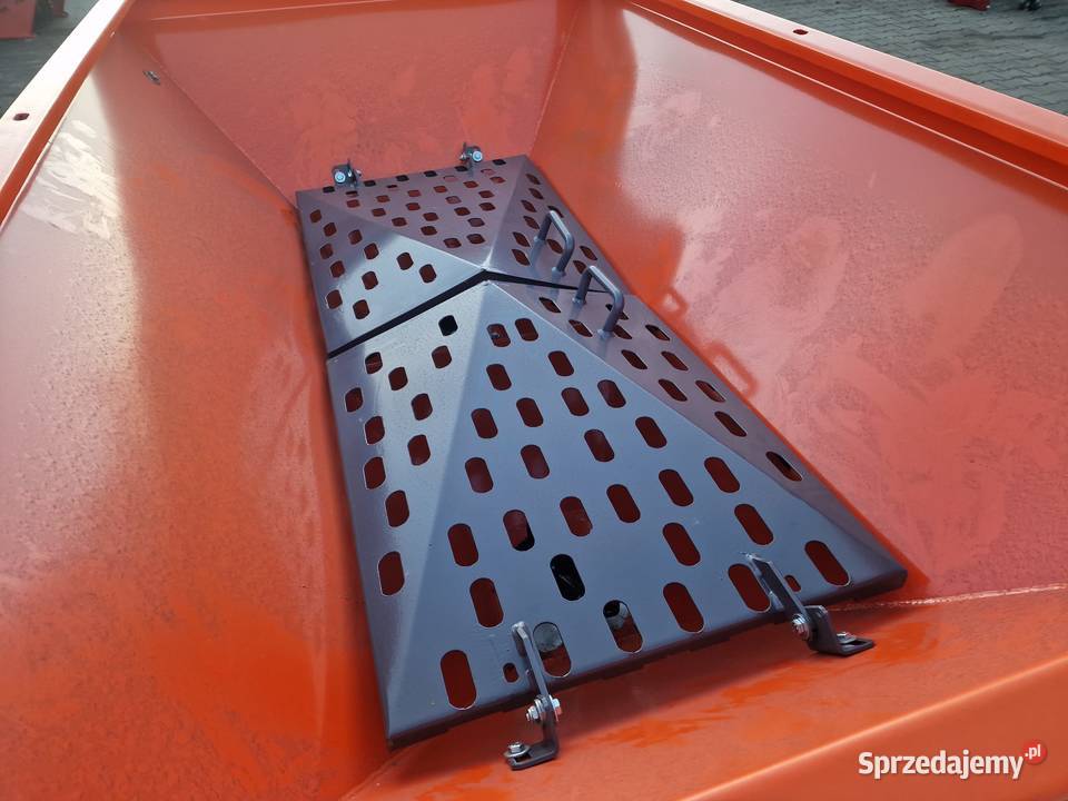 Rozsiewacz nawozu dwutalerzowy 4001200 l DEMAROL Racibory