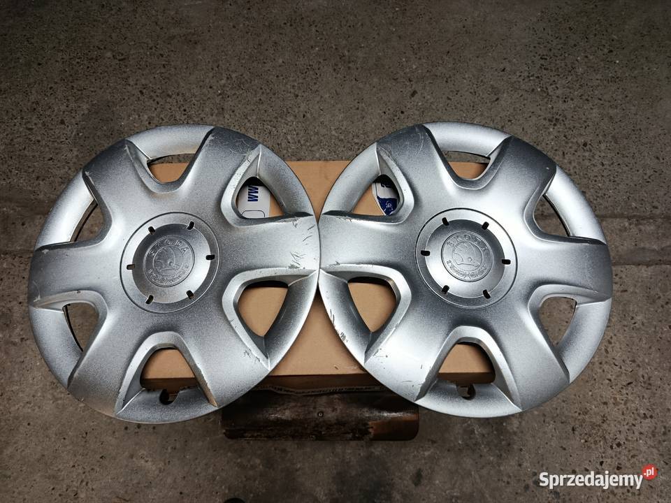 Kołpak Kołpaki Skoda R15 5J0601147C Olchowa