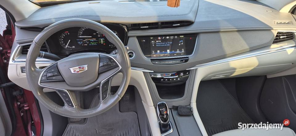 Cadillac xt5 Namysłów