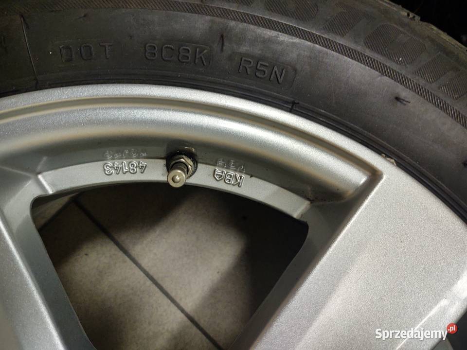 Komplet kół zimowych do VW Samochodowe Chotomów