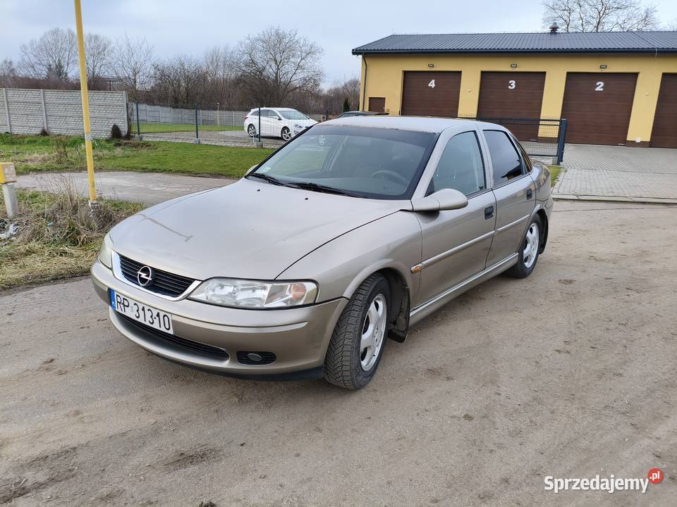 Opel Vectra B 16 16V 1999r Przemyśl