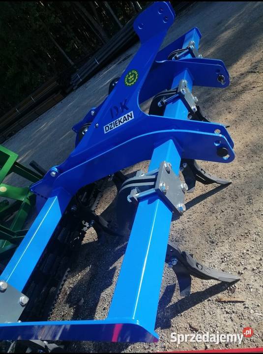 Pług dłutowy bezorkowy M PIRAT Wysokie Mazowieckie