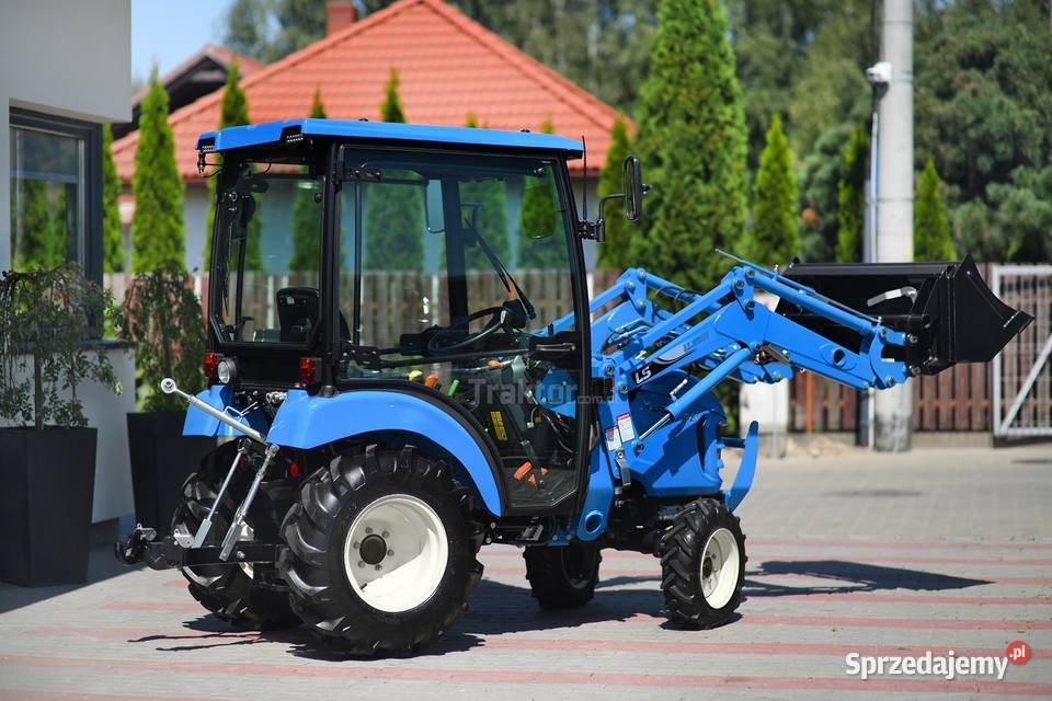 LS Tractor XJ25 HST 4x4 244 CAB ładowacz czołowy LS Tractor Tajęcina