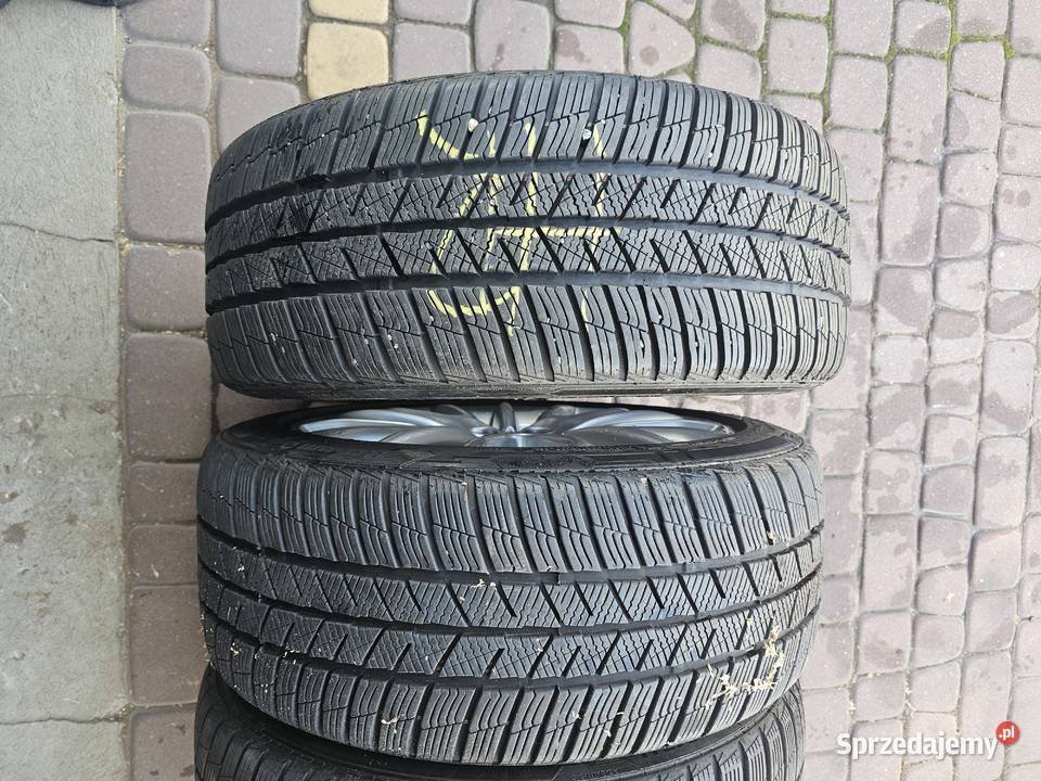 MINI Clubman F54 Style 519 zimowe Barum Polaris Radom
