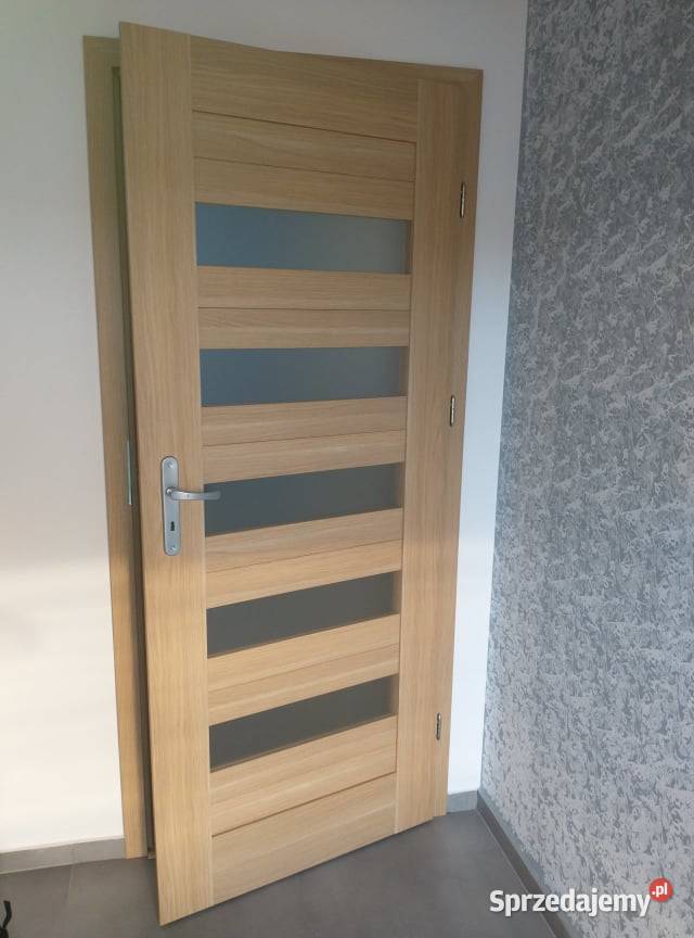 DRZWI Z NAKŁADKĄ MASKUJĄCĄ STARĄ FUTRYNĘ BEZ Wołomin