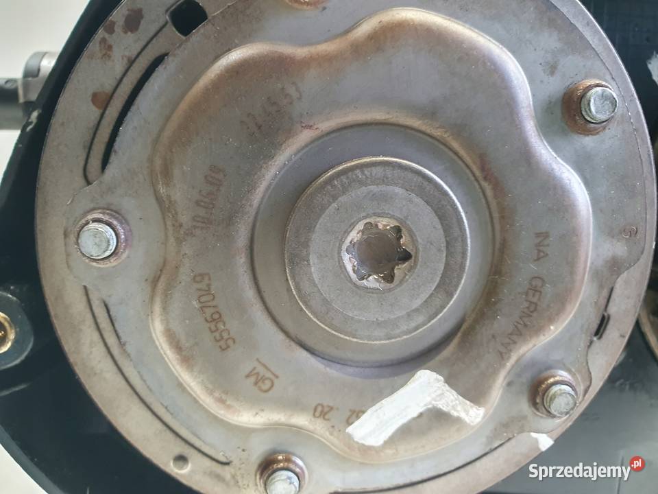 Opel Zafira B Astra J 16 16V A16XER GŁOWICA Rudka