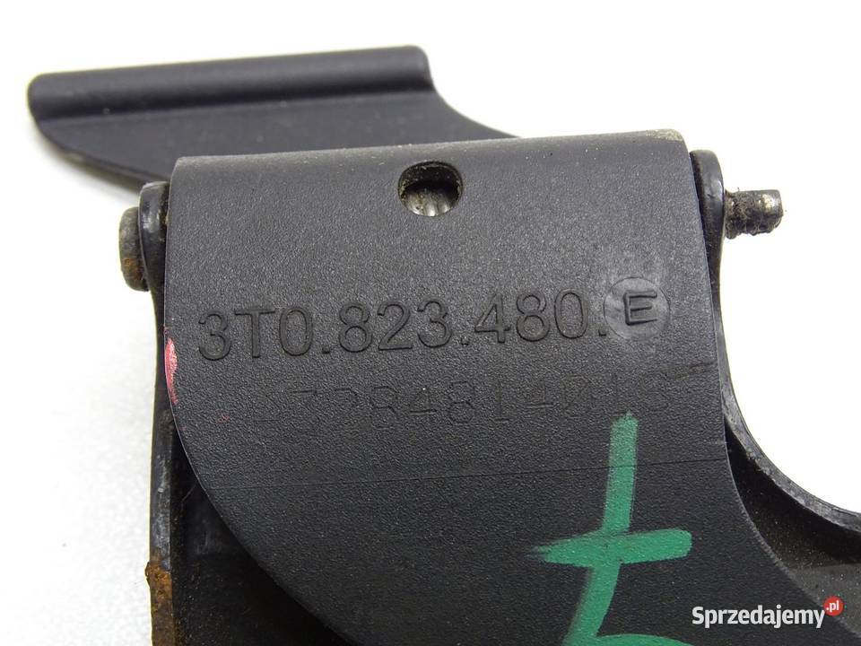 ZAMEK RYGIEL MASKI PRZÓD 3T0823480E SKODA SUPERB osobowe