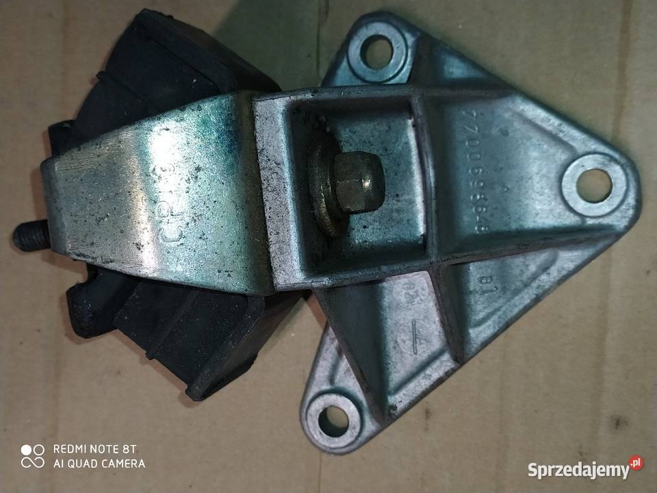 RENAULT 25 silnik 22 łapy skrzyni Piaseczno