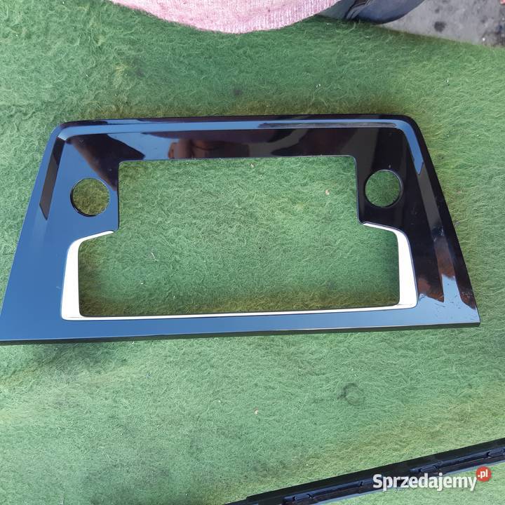VW TOURAN III 5T ramka 5TB858069D schowek Dębno sprzedam