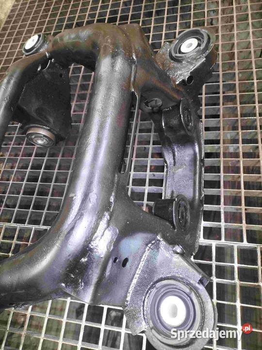 Belka tylnego zawieszenia regeneracji BMW E46 Poręba