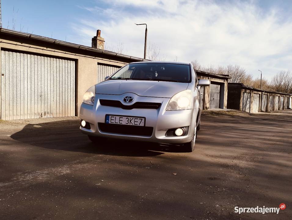 Corolla Verso 18 benzyna wersja 7 osób Corolla Verso Toyota Łęczyca sprzedam