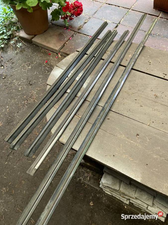 Listwy drzwiowe boczne volvo 240 Łódź