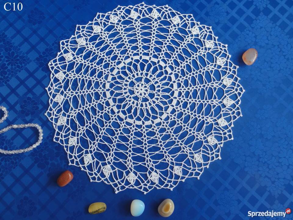 Serwetki białe szydełkowe na szydełku 3539