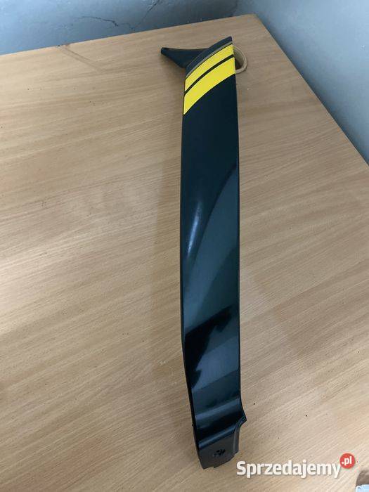 Piaggio Vespa GTS 125 300 Lewa Listwa owiewka