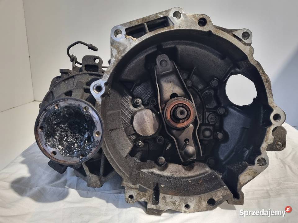 SKRZYNIA BIEGÓW VW Touran 14 TSI JXP manualna Rudka