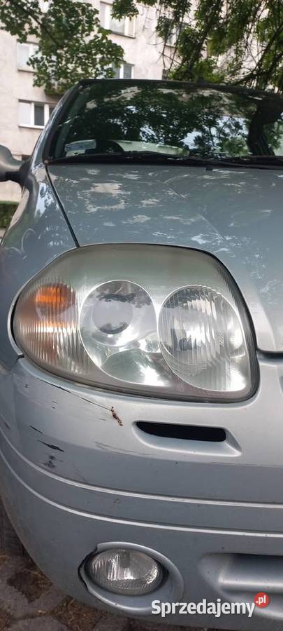 Renault Thalia lampa prawa Morawica