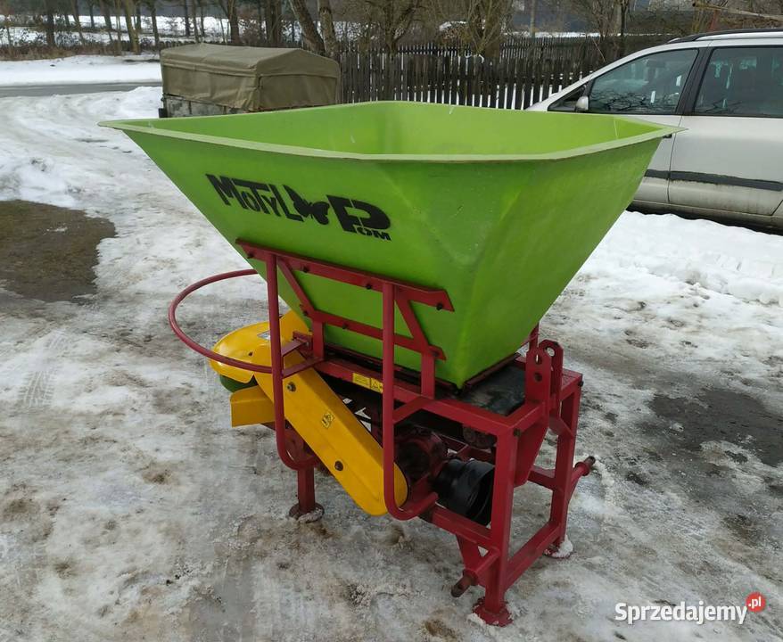 Rozsiewacz Motyl duży 600l do nawozu soli wapna nieuszkodzony małopolskie Dąbrowa Tarnowska