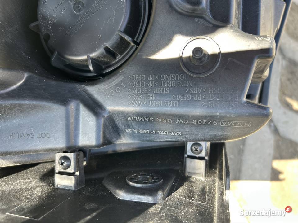 Lampa Prawy Przód USA Hyundai Tucson IV 2024 małopolskie Brzezie