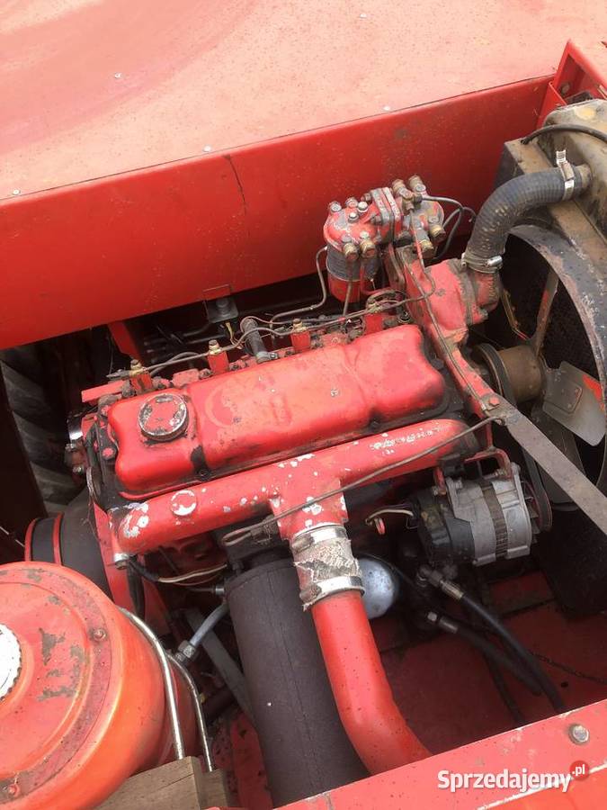 Kombajn zbożowy MASSEY FERGUSON 240 sprzedam