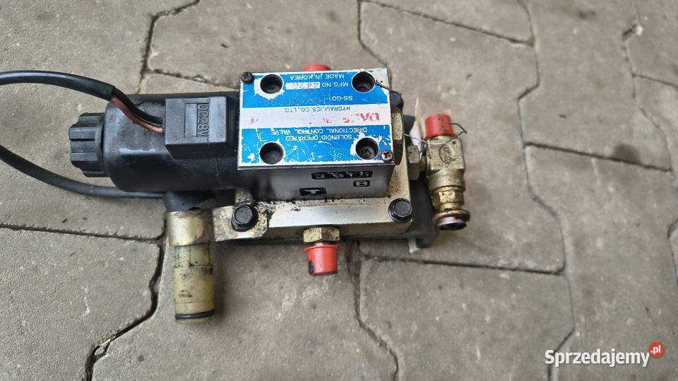 Elektrozawór Rozdzielacz Blokowy VOLVO EC240blc świętokrzyskie Staszów