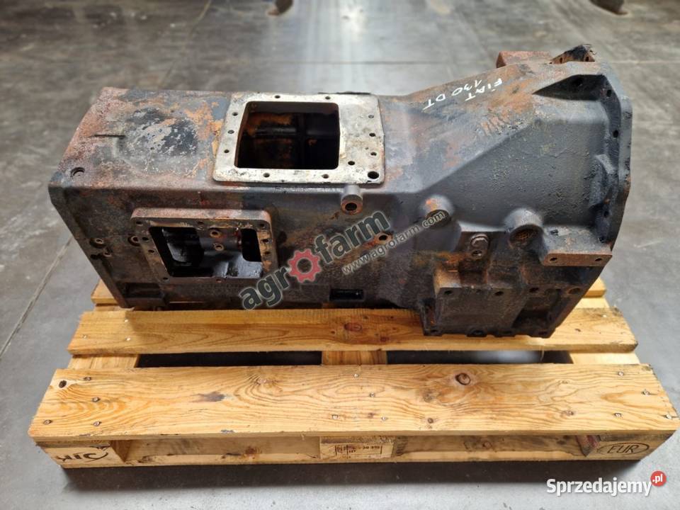 Obudowa skrzyni biegów Fiat F130TD F100 F110 Skrzynia biegów Byków sprzedam